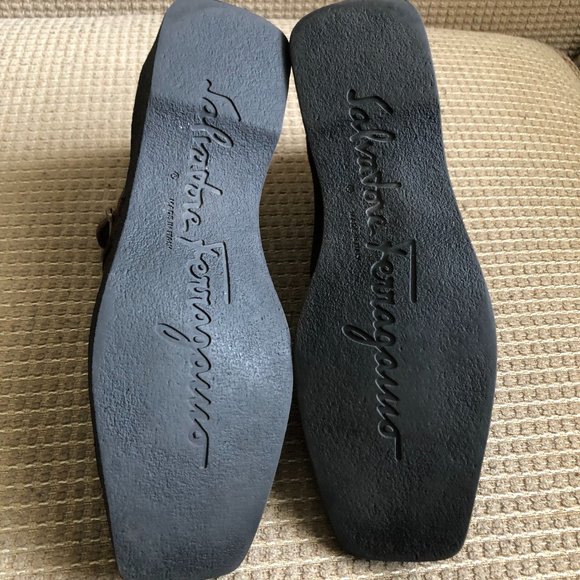 Salvatore Ferragamo Cobbie Women's Brown SuedeBoot - Picture 10 of 14